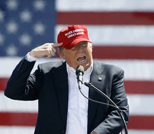 Трамп обвинил Twitter в «скрытой блокировке» страниц его соратников