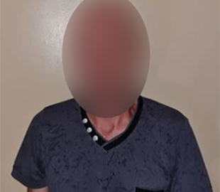 У центрі Запоріжжя розбійник ледь не вбив чоловіка заради телефона