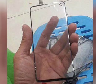 Защитное стекло Galaxy S10 подтвердило слухи об отверстии в экране смартфона