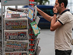 Турецкие власти, угрожая блокировкой, потребовали от иностранных СМИ оформить лицензию