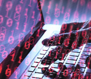 Мільйонні збитки: українські хакери вивели з ладу систему управління підприємствами в РФ