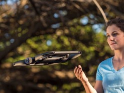 Камерой-беспилотником Skydio R1 теперь можно управлять с Apple Watch