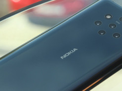 Квартальные продажи смартфонов Nokia рухнули почти в полтора раза