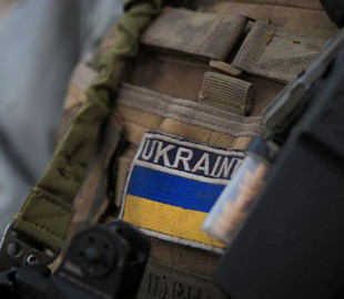 В Україні створили нового робота для фронту, який завдяки ШІ підстрелить ворогів у русі