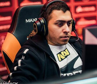 Экс-игрока NAVI отчислили из команды по подозрению в игре на ставках