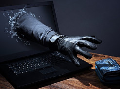 Интернет-мошенники из «финансового отдела» убедили женщину расстаться с деньгами