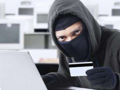 Шахраї ошукали на майже 145 тисяч гривень жінку, яка хотіла через інтернет продати меблі