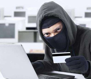 Шахраї ошукали на майже 145 тисяч гривень жінку, яка хотіла через інтернет продати меблі