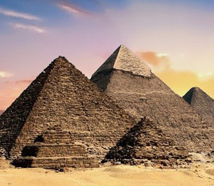 Это не инопланетяне: Маска пригласили в Египет обсудить происхождение пирамид