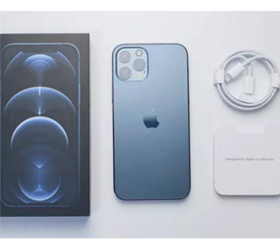 Опасный прецедент: владелец iPhone отсудил у Apple компенсацию за отсутствие зарядки в коробке