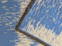 Мужчина связал сыну одеяло с узором из его режима сна