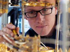 Как квантовые террористы смогут уничтожить интернет будущего