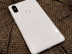 Пользователи Xiaomi Mi Mix 2S жалуются на мерцающий дисплей
