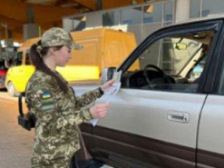 Перетин кордону чоловіками: ДПСУ відповіла на запитання