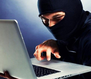 Мужчина с помощью чужого паспорта и телефона оформил несколько кредитов в интернете