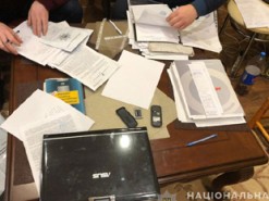 Группа мошенников продавала несуществующие автомобили