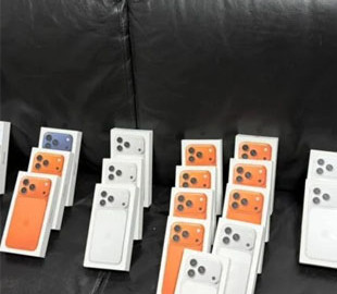 На кордоні з Польщею львівські митники виявили незадекларовані айфони на 2 млн грн