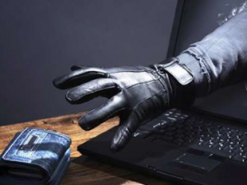 Чоловік перерахував інтернет-шахраям 95 тисяч гривень за неіснуючу автівку