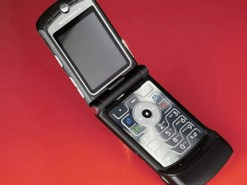 Легендарный смартфон Motorola RAZR может вернуться на рынок