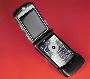 Легендарный смартфон Motorola RAZR может вернуться на рынок
