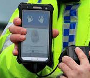 Британская полиция требует у жертв насилия доступ к смартфонам