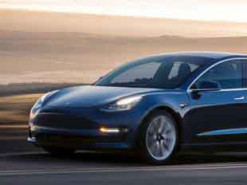 Хакери зламали Tesla і розблокували приховану потужність електрокара