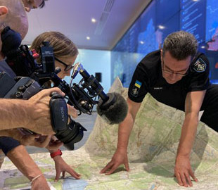 "Технології" вражають: Данілов тролить окупантів за карти часів застою