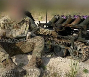 Українські розробники спроектували наземного бойового робота, що створює димові завіси в умовах бою