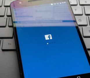 Большинство американцев уверены в негативном влиянии Facebook на общество 