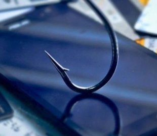 Пожилая женщина за «спасение сына» отдала мошенникам 14 тыс. грн