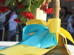 Масок нет — ждем новый карантин: что пишут в сети о начале учебного года в украинских школах