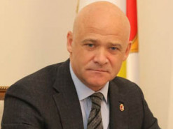 Мер Одеси заперечив, що підтримує переговори з росією. Каже, що вони можливі тільки після повної деокупації територій