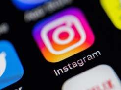 Студентка из Шотландии испугалась, найдя в Instagram точную копию себя (Фото)