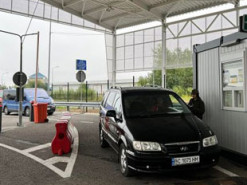 Виїзд ФОПів за кордон: Мінекономіки досі не надало постанову прем'єру