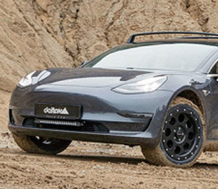 Tesla Model 3 превратили в кроссовер