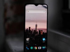 Владельцы OnePlus 6T жалуются на статические волны на экране