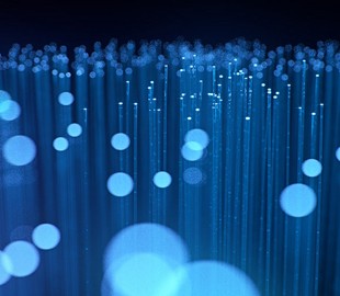 Многоцветные лазеры повысят скорость передачи данных до 700 Тбит/c