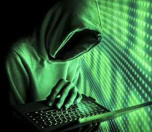 США обвинили Китай в хакерских атаках, нацеленных на исследования COVID-19