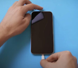 Як прискорити зарядку смартфона або іншого гаджета