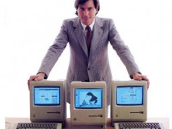 Инструкция к компьютеру Apple II с подписью Стива Джобса ушла с молотка за $787 тысяч