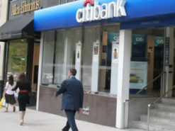 Один із найбільших банків світу зупинить усі операції в РФ і звільнить тисячі співробітників