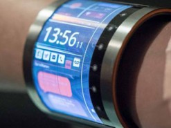 ZTE показала прорывной смартфон в корпусе смарт-часов