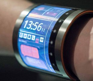 ZTE показала прорывной смартфон в корпусе смарт-часов