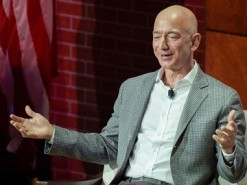 Джефф Безос занялся детскими садами и жильем для бездомных