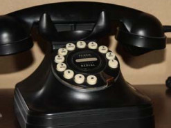 Единственный в мире дисковый мобильник создан в США