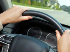 Житель Козови віддав аферистам 40 тисяч гривень