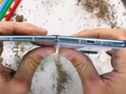 Складной смартфон Huawei проверили на прочность