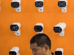 Нью-Йорк купил китайскую систему для слежки за людьми