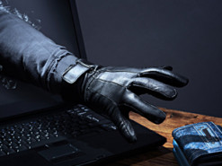 Грошова допомога від Червоного Хреста: українців попередили про шахрайську схему