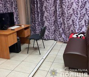 Онлайн-порностудию с месячным оборотом в полмиллиона гривен разоблачили полицейские в Днепре